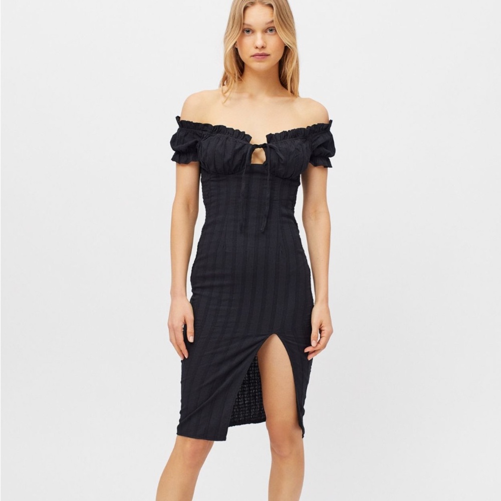 Kiss The Sky 'Bardot' White Off-Shoulder Bodycon Dress